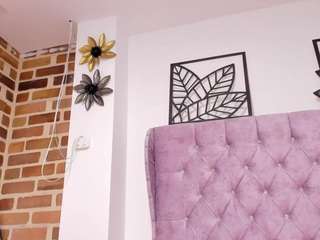 sweett-taylor webcam model