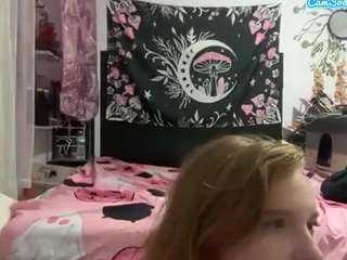 thickgingergodde... Live Webcam on CamSoda