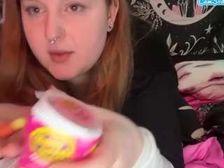thickgingergodde... Live Webcam on CamSoda