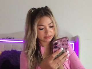 ella b