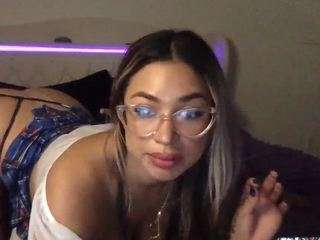 ella b