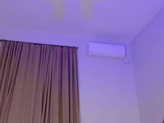 Mishel-Blessing's Live Sex Cam Show