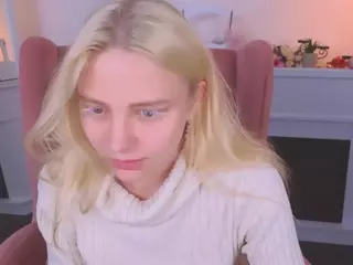 SooKonstellita's Live Sex Cam Show