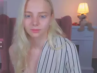 SooKonstellita's Live Sex Cam Show