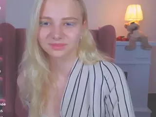 SooKonstellita's Live Sex Cam Show