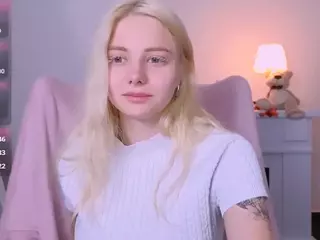 SooKonstellita's Live Sex Cam Show