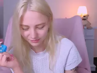 SooKonstellita's Live Sex Cam Show
