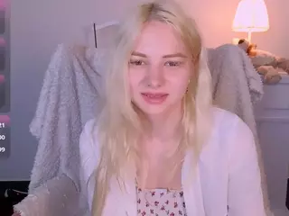 SooKonstellita's Live Sex Cam Show
