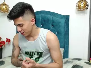 AdamBrowns's Live Sex Cam Show