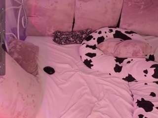 alicameowworld Live Webcam on CamSoda