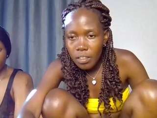 giannaanto Live Webcam on CamSoda