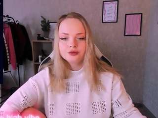 saradelevingnee