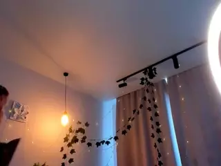 Linda's Live Sex Cam Show