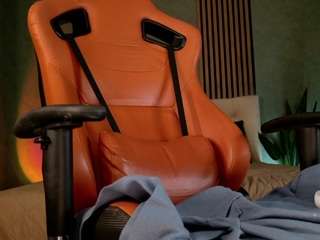 meganfoxy11 Live Webcam on CamSoda