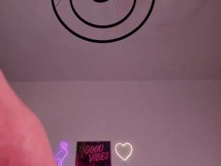 naomiasian webcam