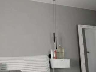 naomiasian's live room