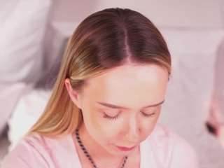 Live cam show with PhilippaFugler