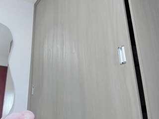  queen-antonella-oficial chat room