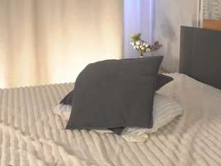 WhitneyFairleigh live cam preview
