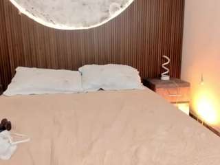 adharacruzz Live Webcam on CamSoda