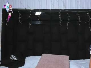 adharacruzz, female webcam model,  years old, on live webcam