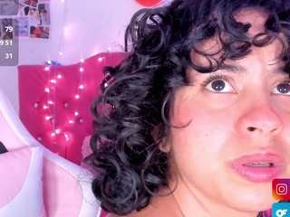 adriannyp webcam model