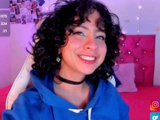 adriannyp Live Webcam on CamSoda