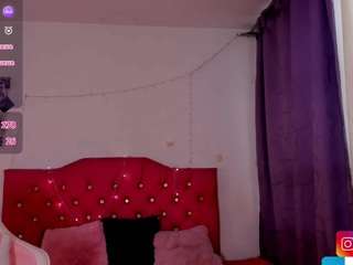 adriannyp Live Webcam on CamSoda