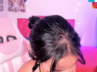 adriannyp's Live Sex Cam Show