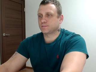 b-l-o-n-d live cam profile