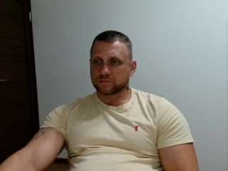 b-l-o-n-d Sex Cam Show