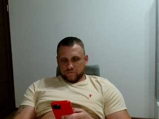b-l-o-n-d Sex Cam Show