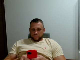 b-l-o-n-d Sex Cam Show