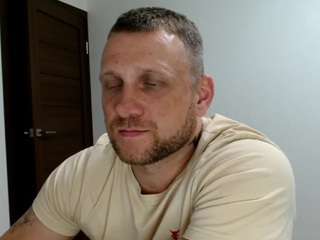 b-l-o-n-d Sex Cam Show