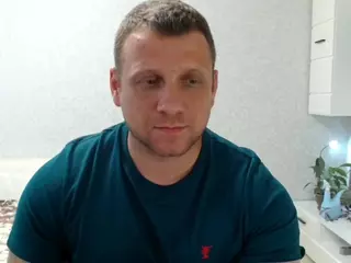 B-L-O-N-D's Live Sex Cam Show