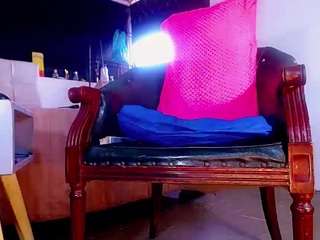 bellatrixx-69 Live Webcam on CamSoda
