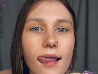  lynettedollins chat room