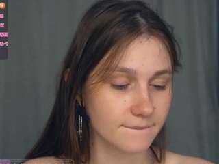 lynettedollins