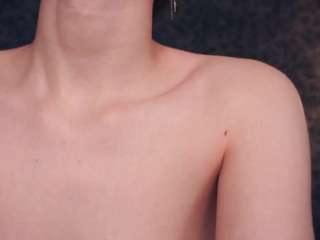 lynettedollins's CamSoda show and profile