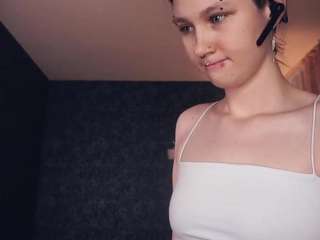 lynettedollins's profile image