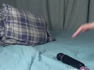 Lora's Live Sex Cam Show