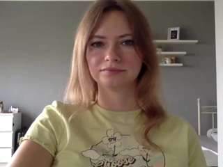 milliedesire Live Webcam on CamSoda