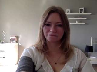 milliedesire Live Webcam on CamSoda