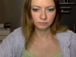 milliedesire Live Webcam on CamSoda