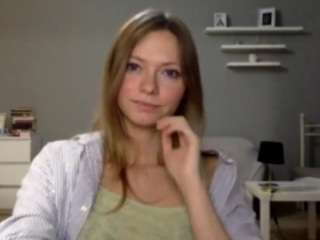 milliedesire Live Webcam on CamSoda