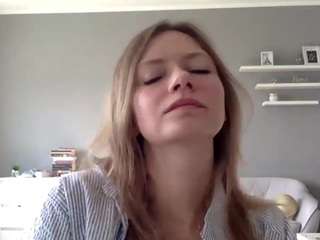 milliedesire Live Webcam on CamSoda