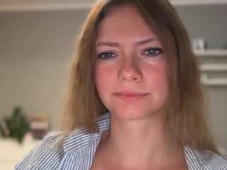 milliedesire live webcam show