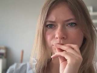 MillieDesire live webcam show