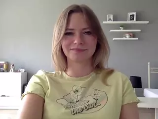 MillieDesire's Live Sex Cam Show