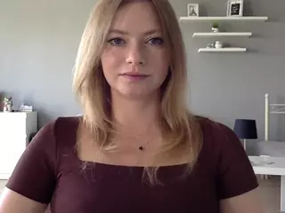 MillieDesire's Live Sex Cam Show
